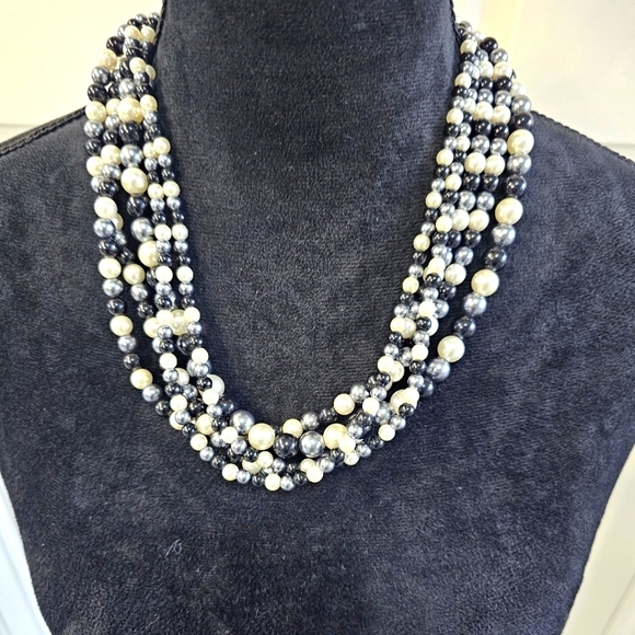 Costume Adjustable Faux Pearl Rope Necklace w Black, Silver & Pearl beads. EUC - Picture 1 of 8